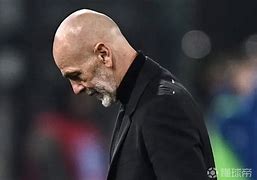 尝到连败滋味，AC米兰不敌那不勒斯，欧洲赛季堪忧(开场676秒!ac米兰球员刷新欧洲五大联赛最快进球纪录)