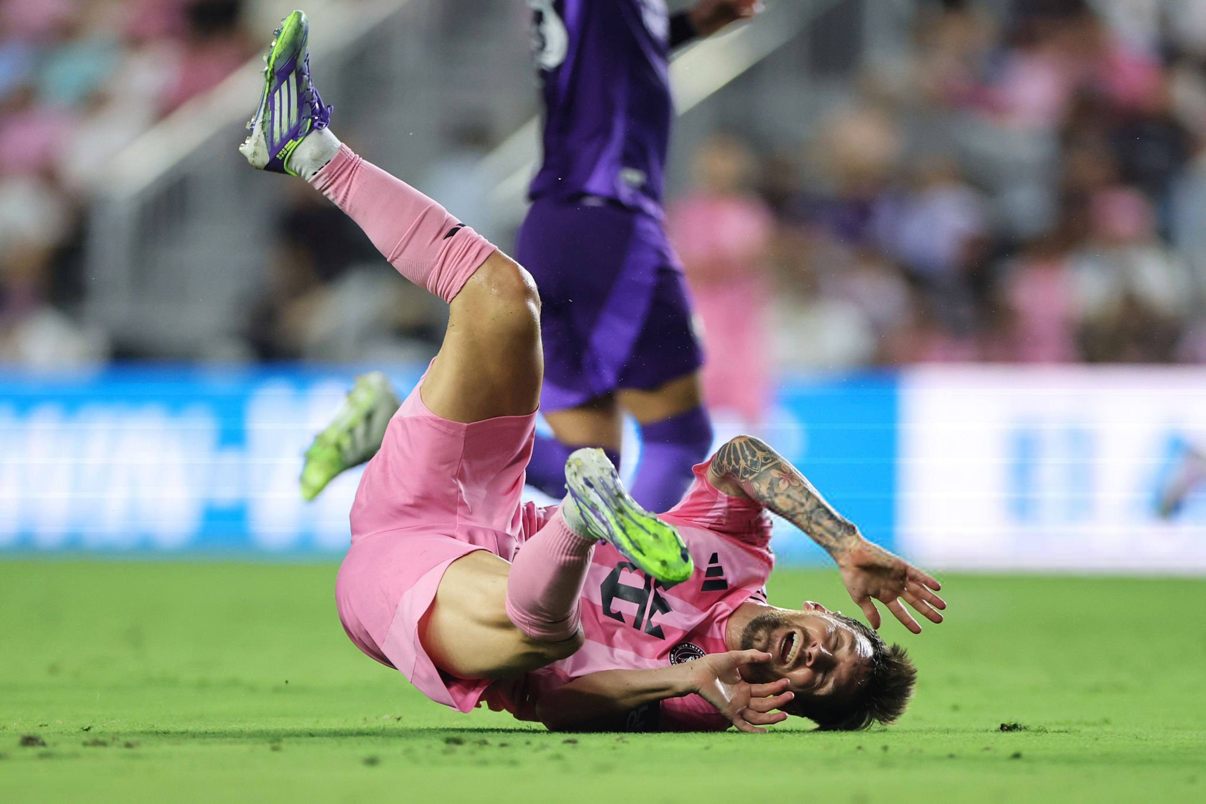 米兰体育app-关于感动瞬间：世界足球盛事揭幕，欲呕心声马千里！的信息