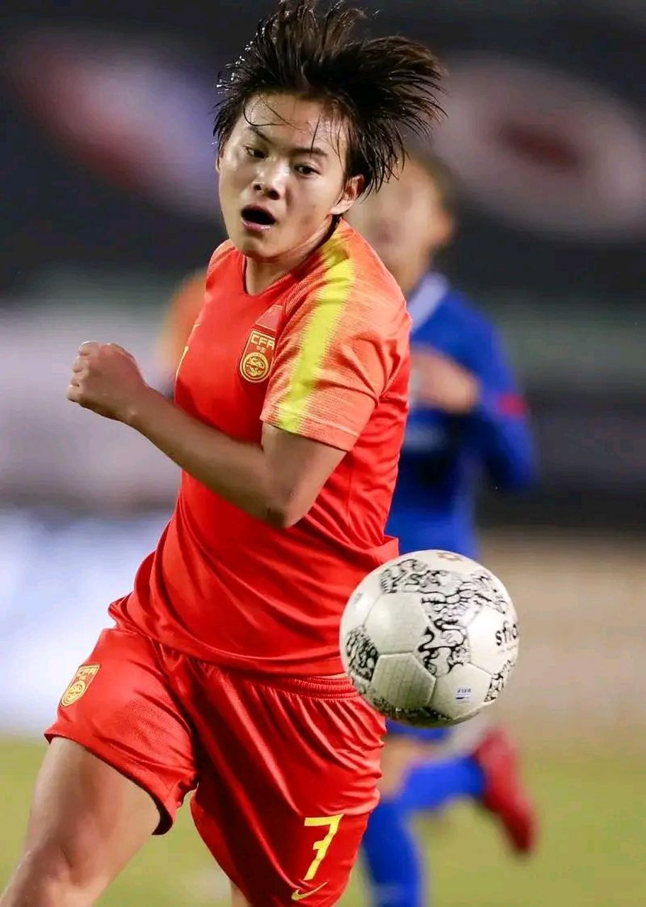 米兰体育网页版-包含四川女足小将表现抢眼，备战全国青年锦标赛的词条